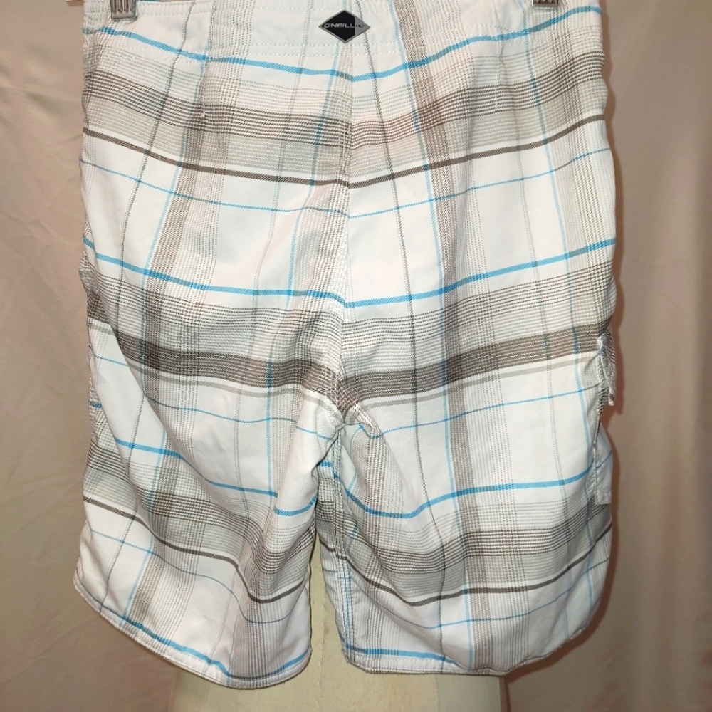 ONEILL boys teen  short size 27 new without tags